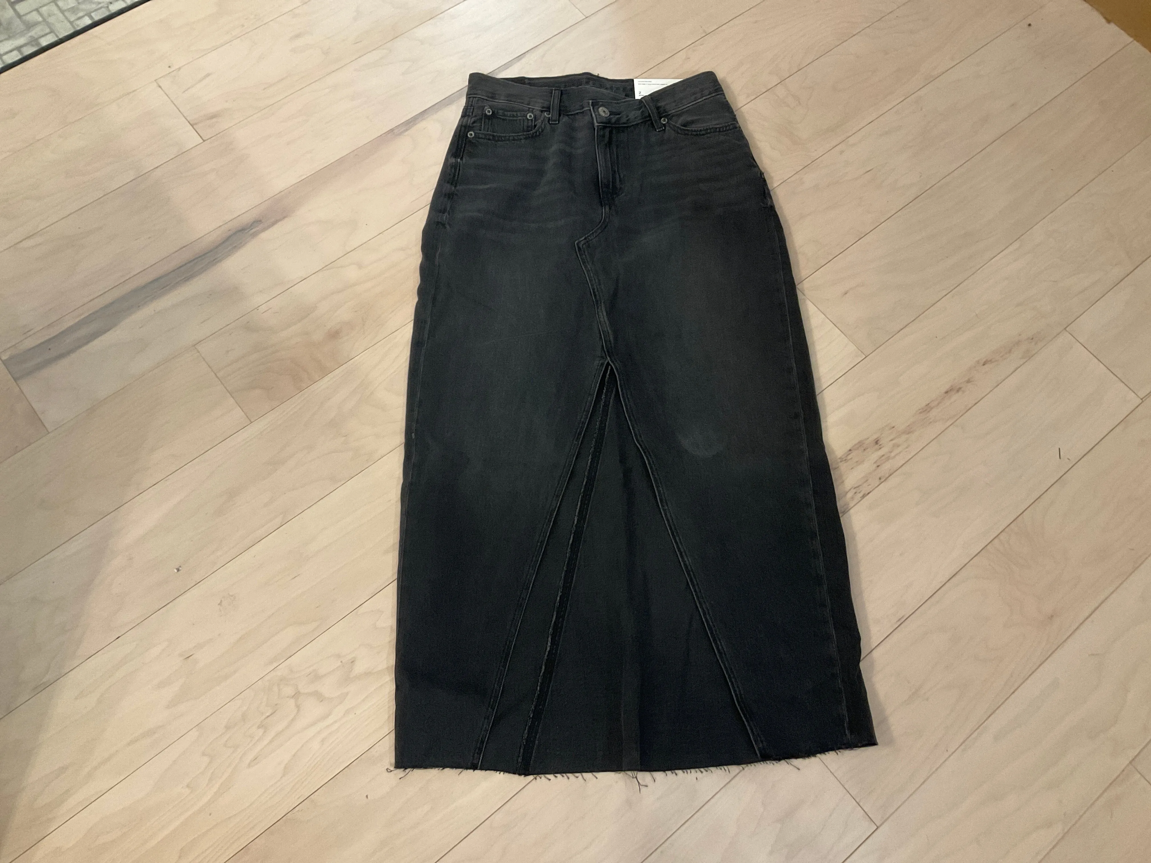 {{ClientCode}} BLACK American Eagle SKIRT, 2