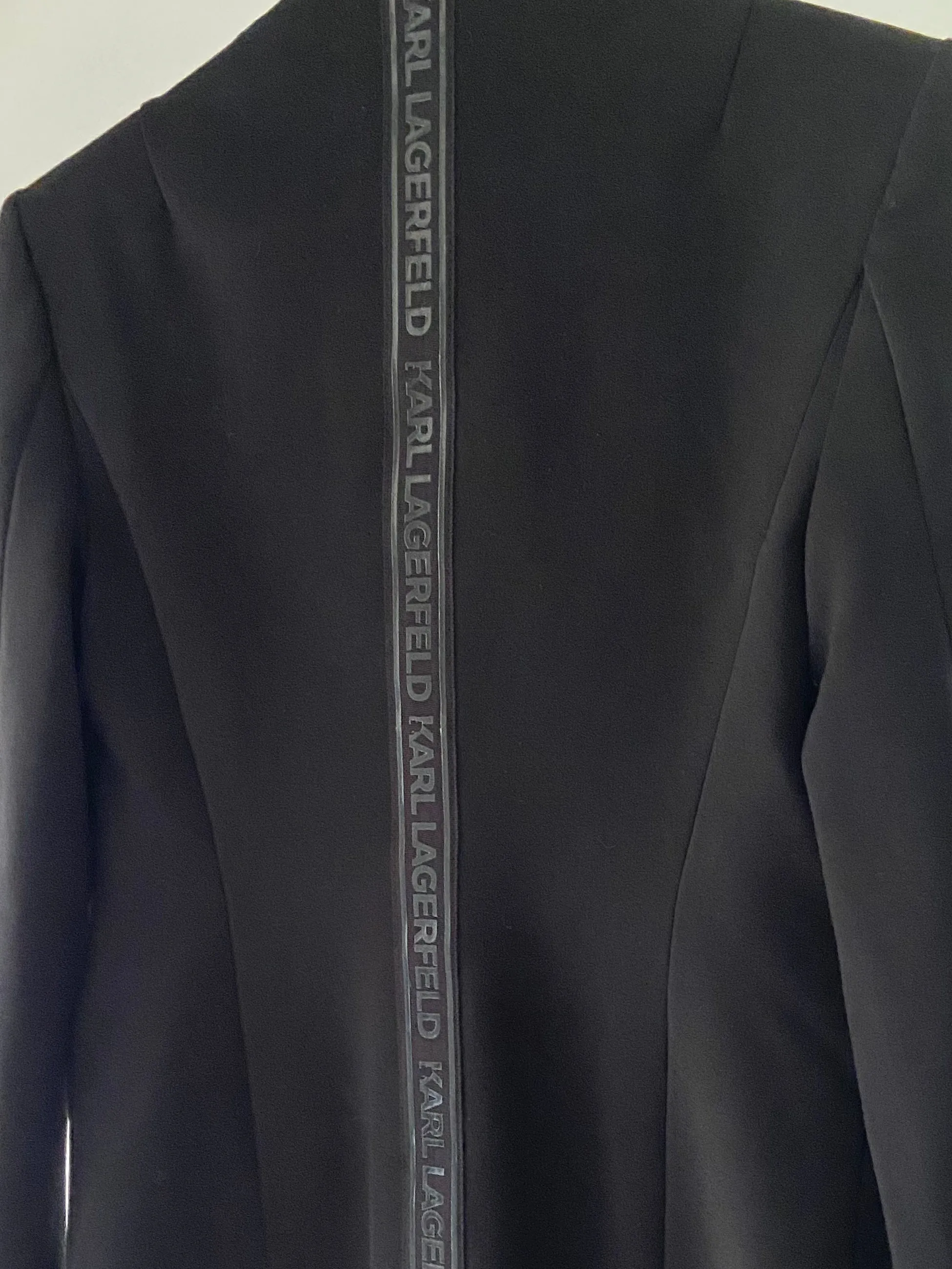 HELEN MIRREN PRE-OWNED KARL LAGERFELD JACKET RRP £795