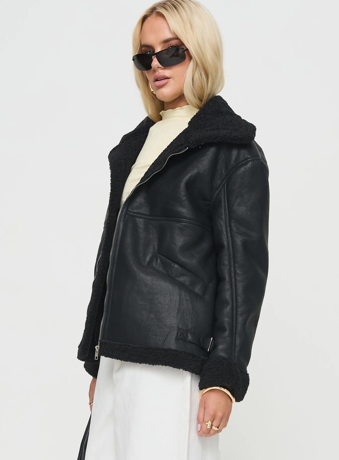 Jadu Shearling Jacket Black