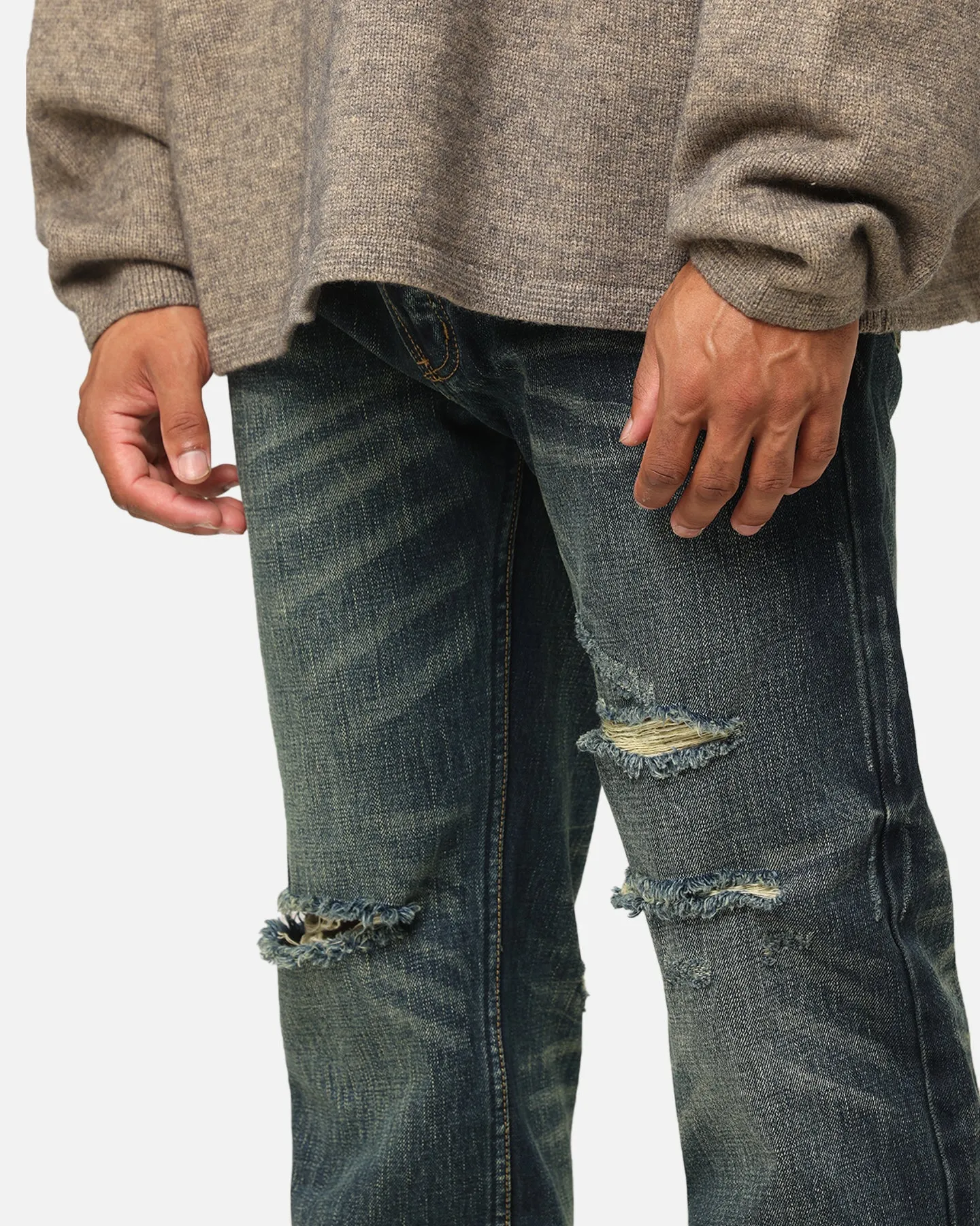 MNML V726 Distressed Baggy Denim Jeans Blue