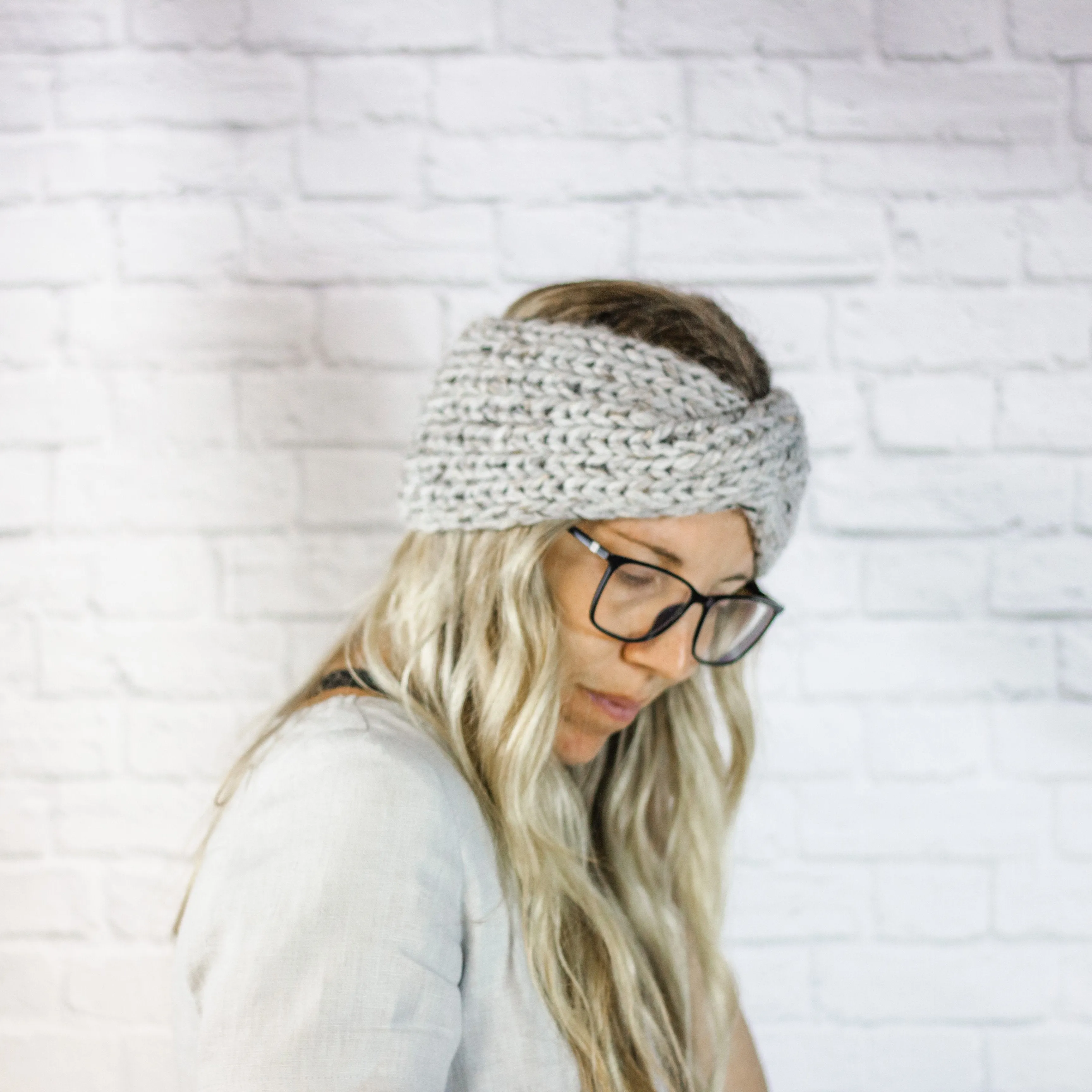 Womens Wide Winter Ear Warmer Twisted Turban Headband in Grey Marble